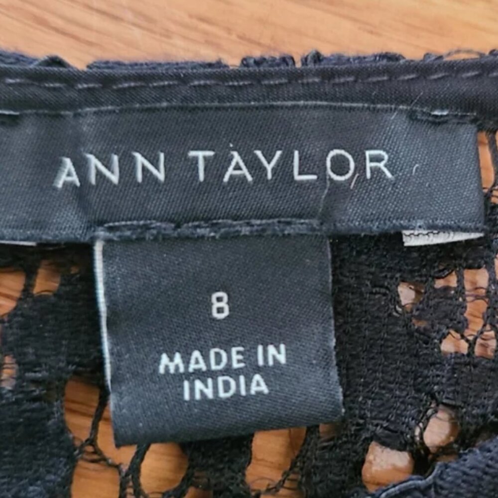 Ann Taylor Black Lace bell sleeve mini dress sheath dress 3/4 sleeve size 8 - Picture 7 of 12